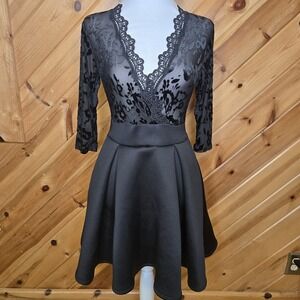 January 7 USA Little Black Dress V Neck Velour Sheer‎ Lace Mini Open Back Medium